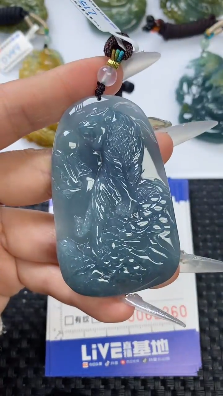 【闪购商品】翡翠颈饰未镶嵌1111111111111111