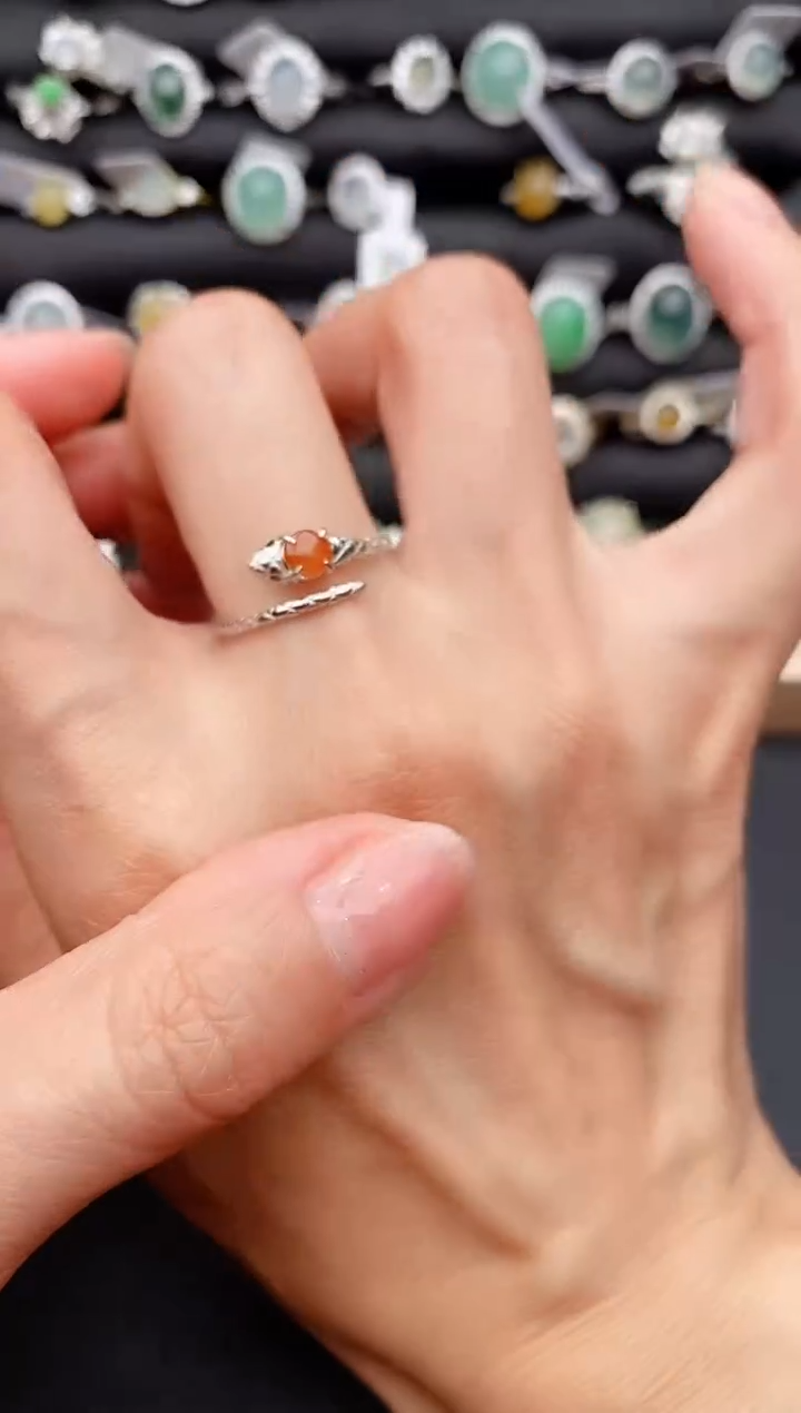 【闪购商品】翡翠戒指银S925镶嵌缅甸天然A货翡翠111   8-5