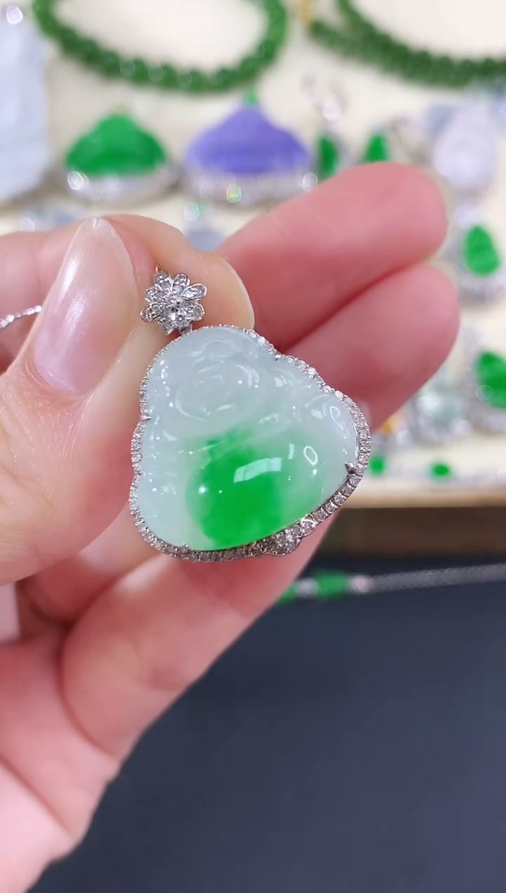 吊坠(不含链)18K金镶嵌翡翠134|