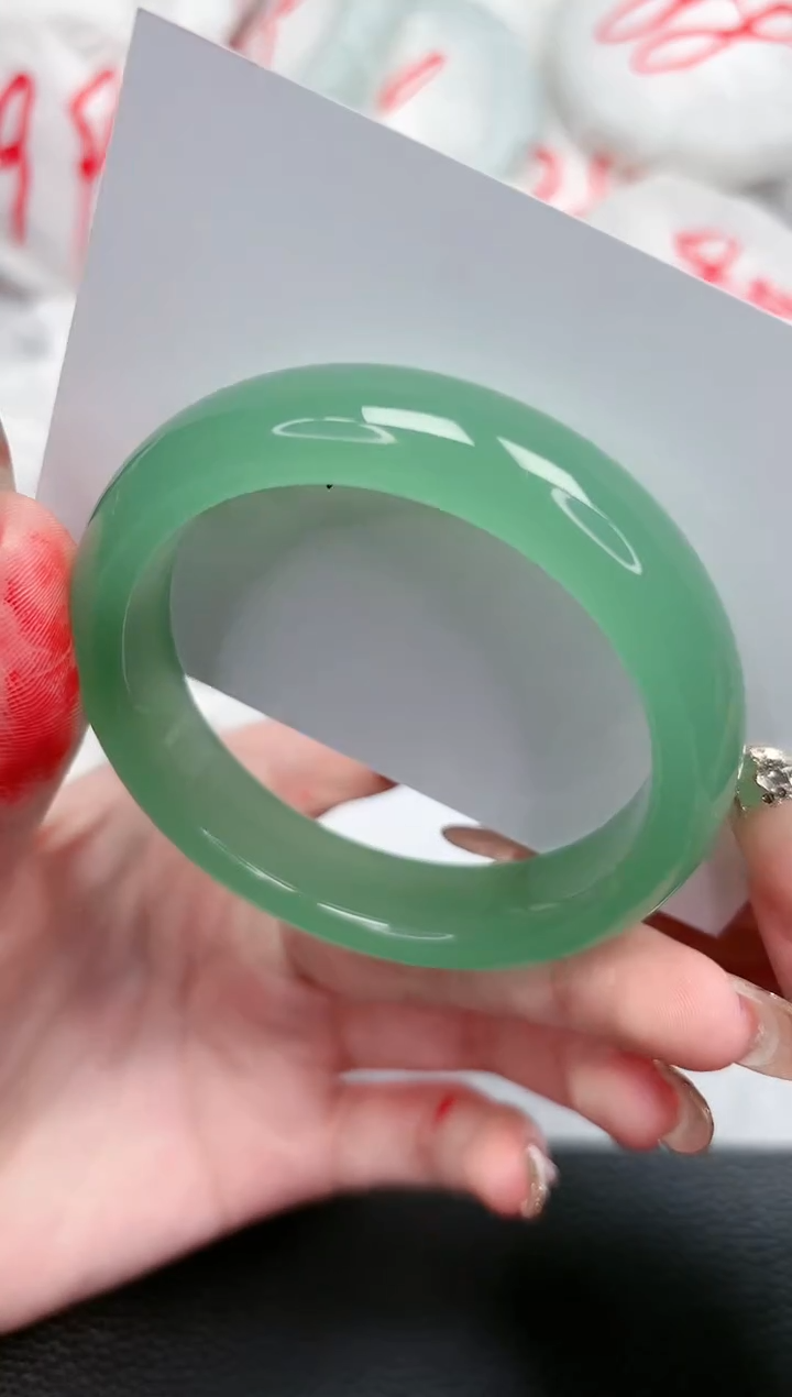 【闪购商品】石英质玉手镯未镶嵌273-54