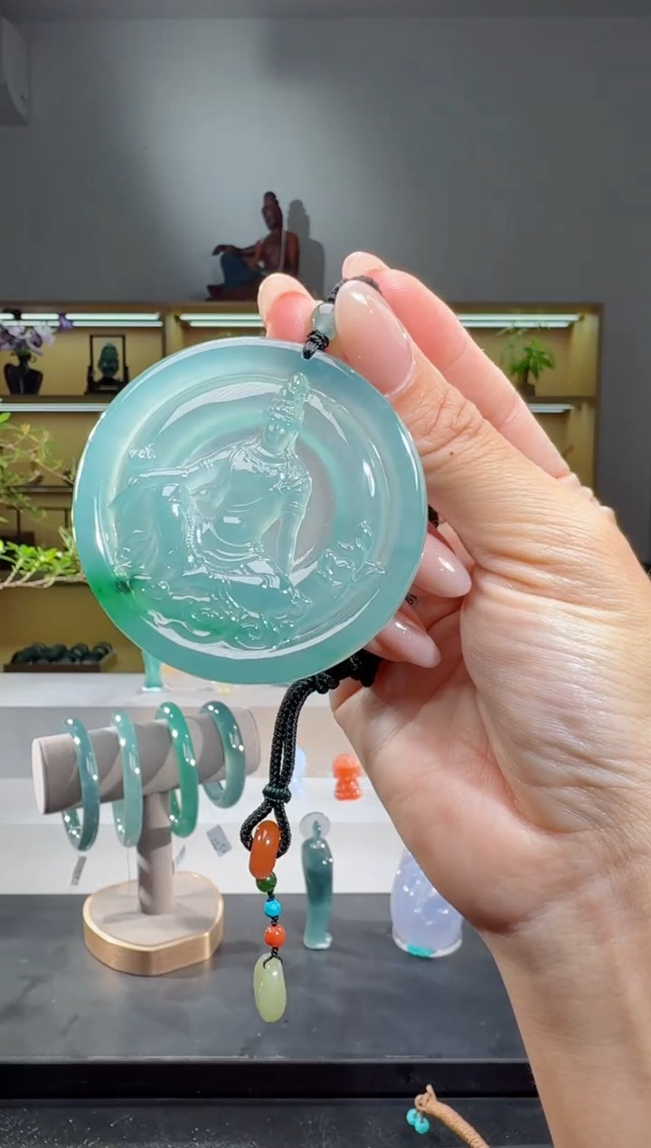 吊坠(不含链)未镶嵌翡翠观音