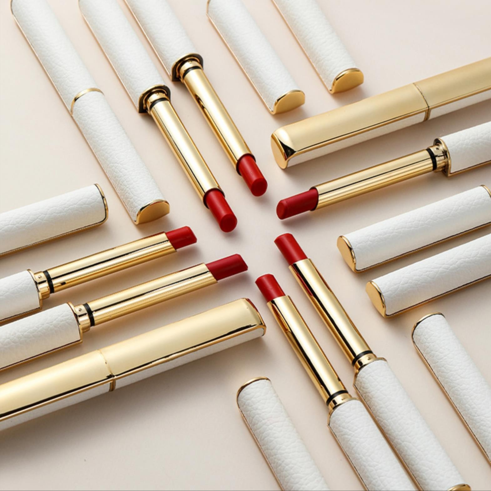 【瑞钰专供】鎏金小细管丝滑口红显白上色丝绒口红显白小羊皮口红