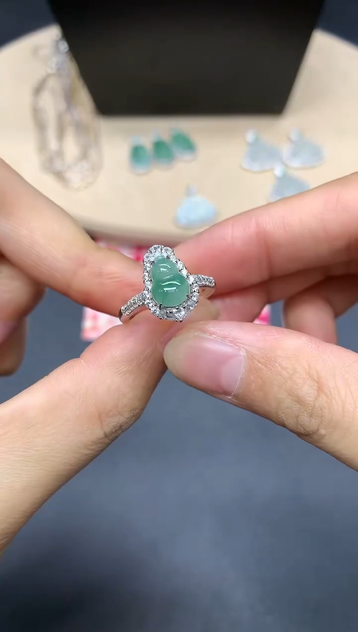 【闪购商品】翡翠戒指银S925镶嵌葫芦【多样性发其一】