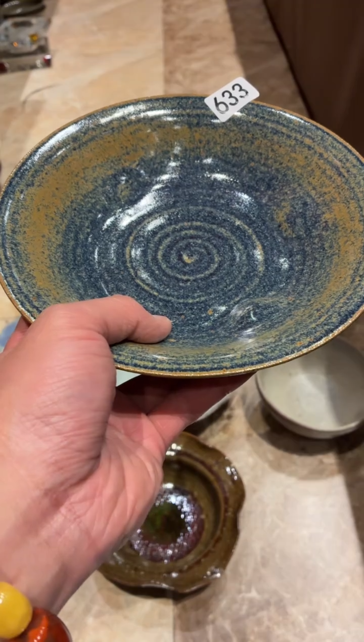瓷片爱***饭633微瑕苏打蓝紫渐变手工盘1个