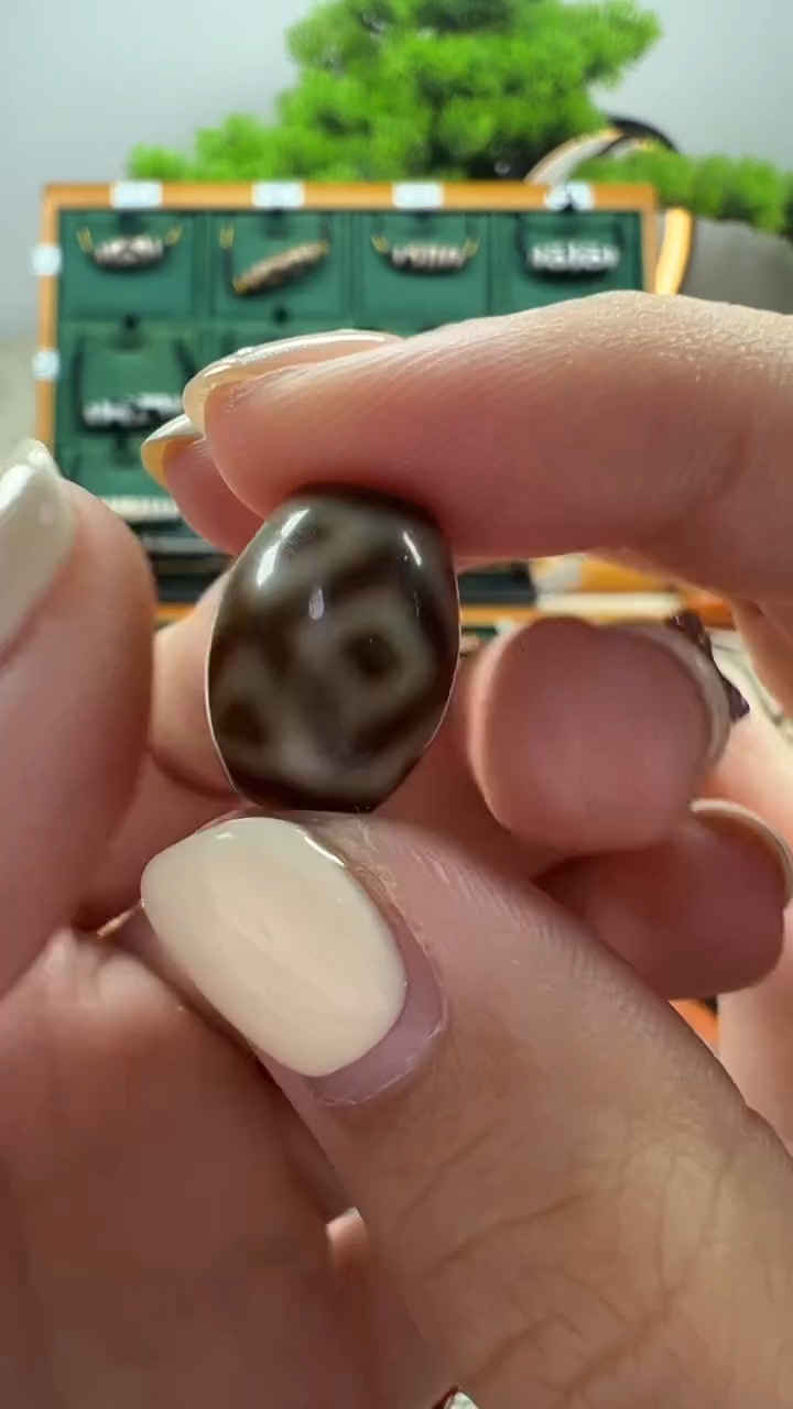 玛瑙/玉髓（覆膜）颈饰未镶嵌35(微瑕随机发货）