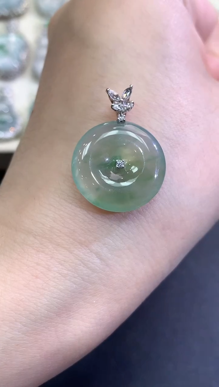 【闪购商品】翡翠颈饰18K金镶嵌B68   多样性一件发货