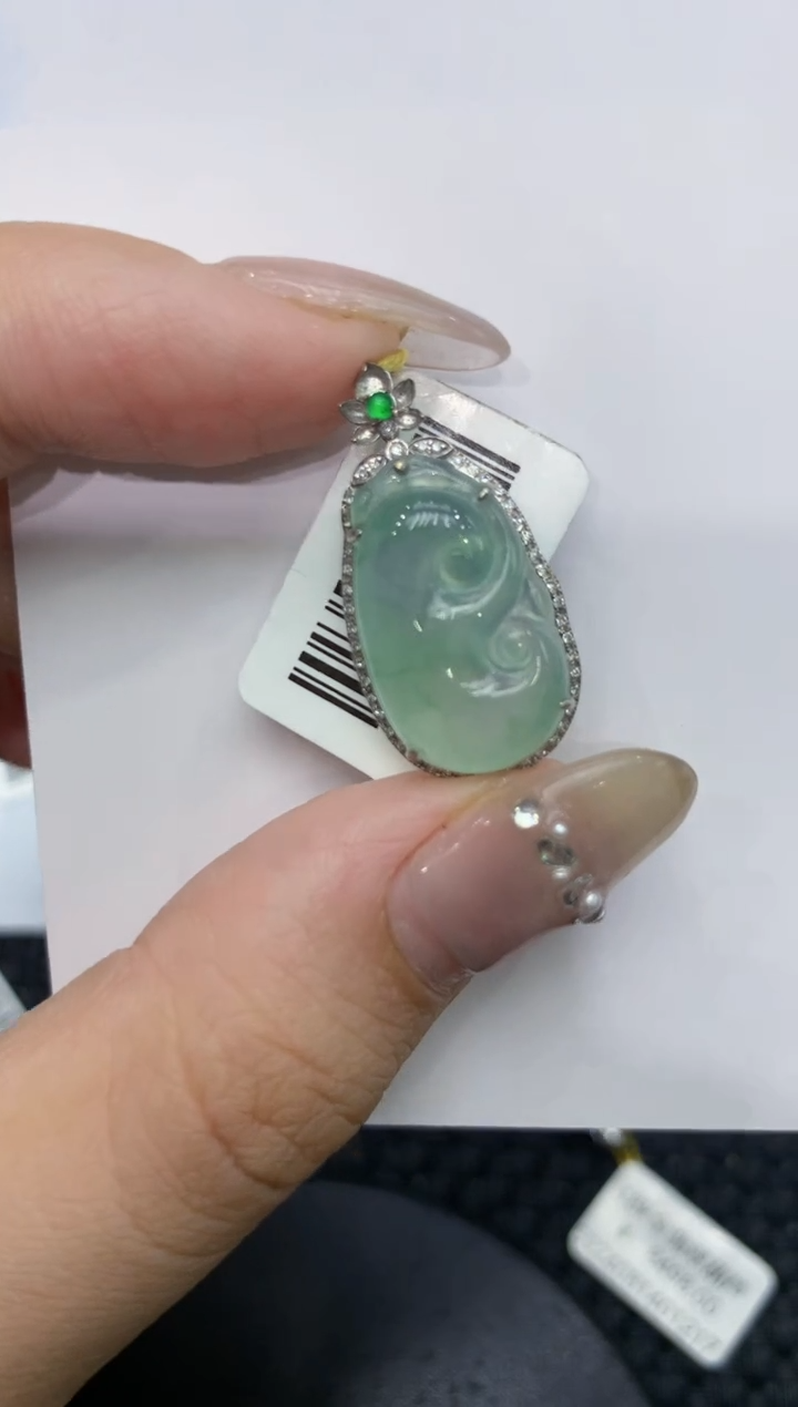 【闪购商品】翡翠颈饰18K金镶嵌222222222