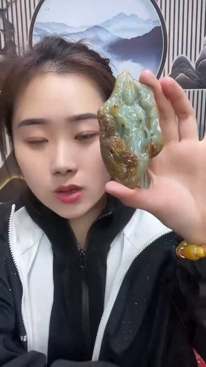 【闪购商品】透闪石质玉挂件未镶嵌观音