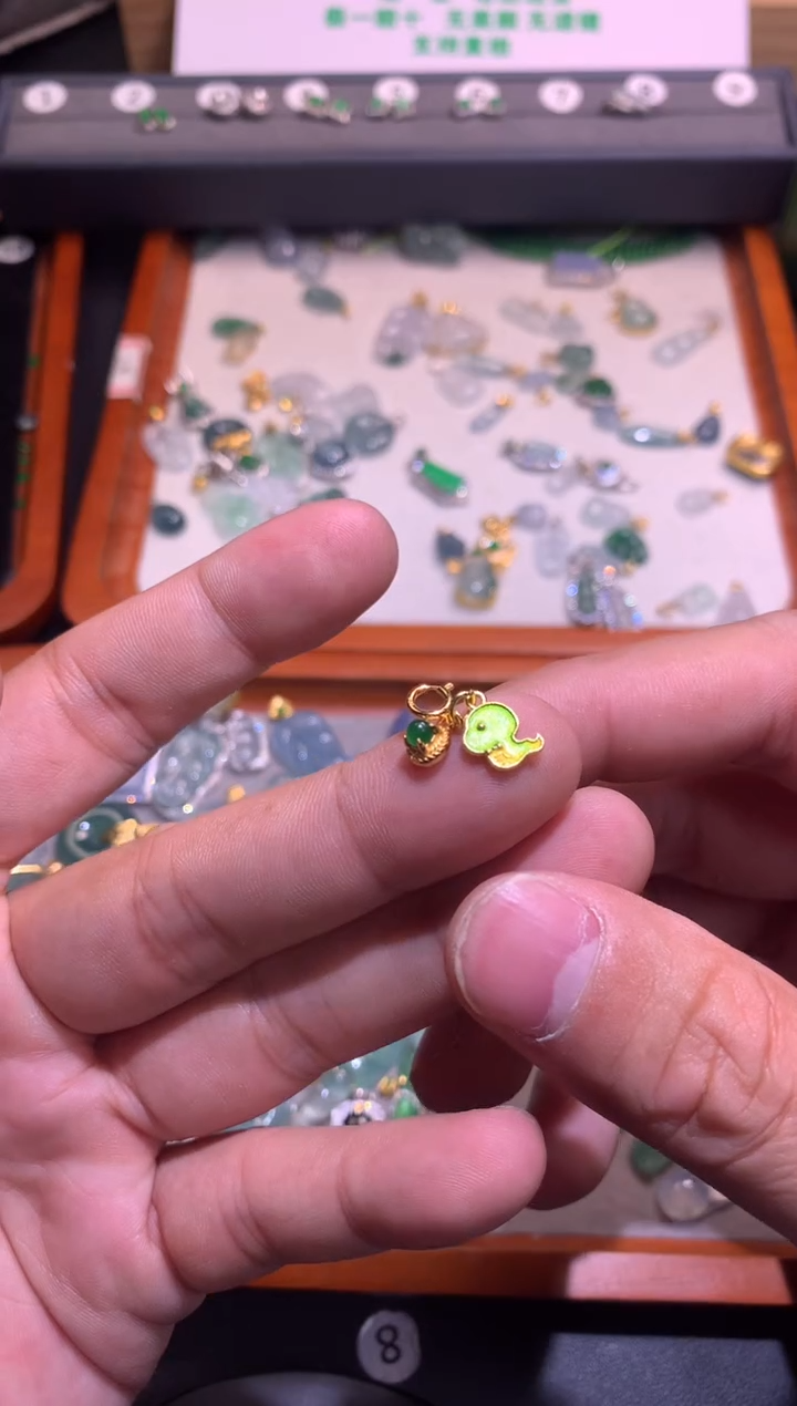 【闪购商品】翡翠吊坠(不含链)银S925镶嵌1