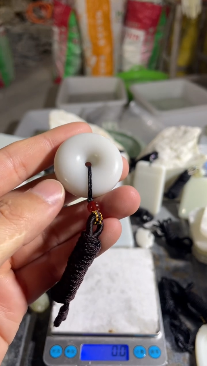 颈饰未镶嵌和田玉7