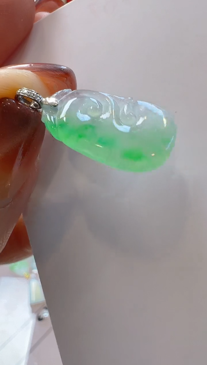 【闪购商品】翡翠吊坠(不含链)18K金镶嵌多样性团购发一件