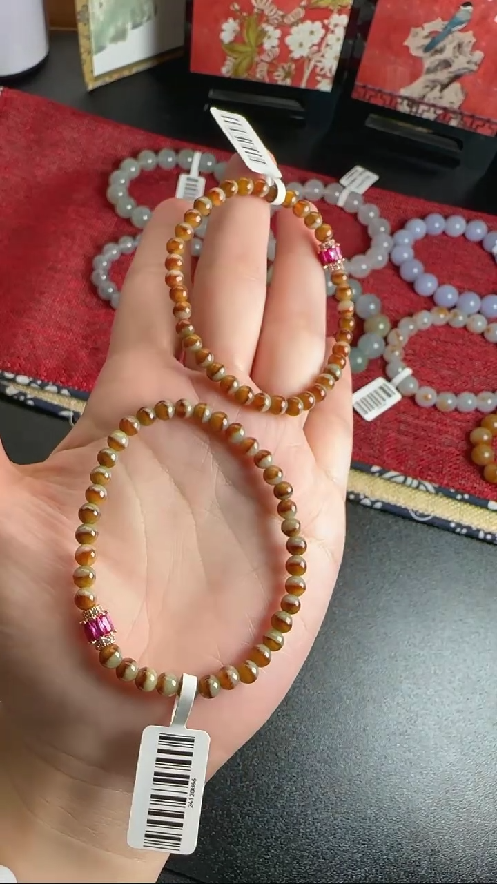 【闪购商品】翡翠手串未镶嵌WY0113040多样性发一