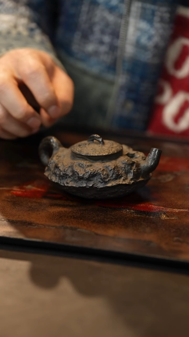 【闪购商品】【有茶器】柴烧手作歪嘴壶