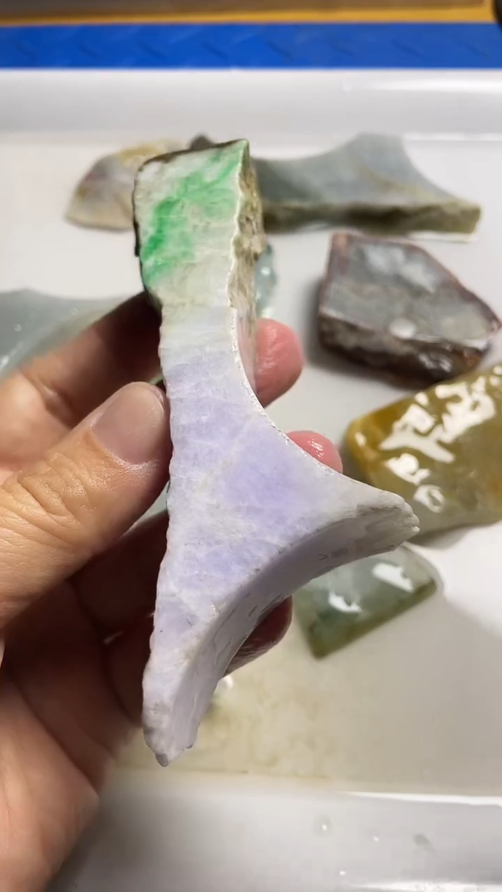 裸石翡翠L*L翡翠小边料