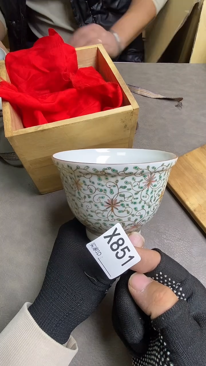 瓷片同*X851默认微瑕，谨慎参拍