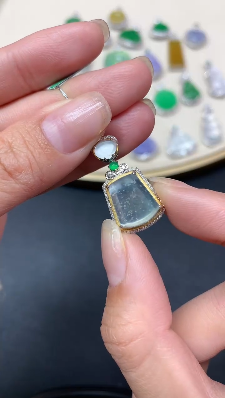 【闪购商品】翡翠吊坠(不含链)18K金镶嵌A214|5980