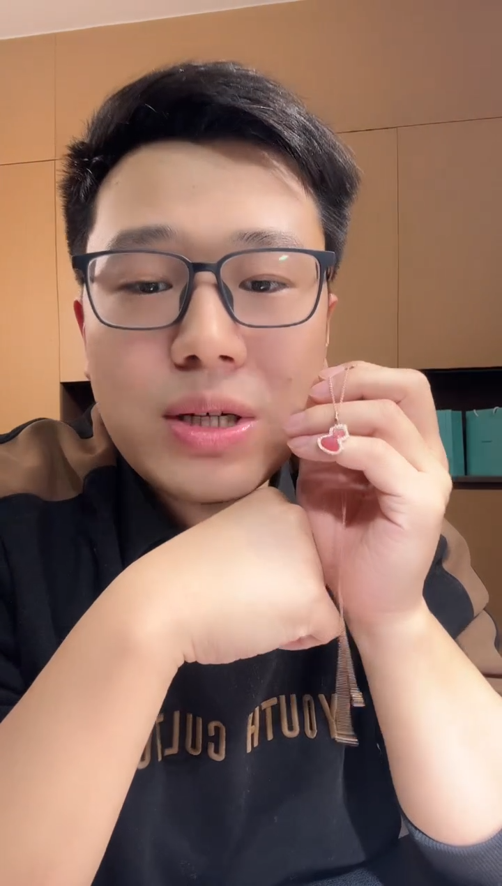 【闪购商品】钻石套链18K金镶嵌红葫芦套链GHJ