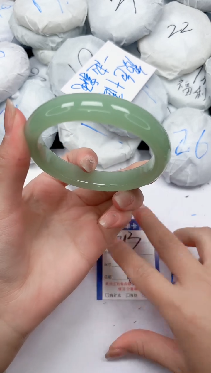 未镶嵌手镯石英质玉213/6364