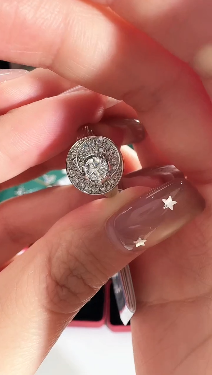 18K金镶嵌戒指/指环钻石S*a我的星系6.28g