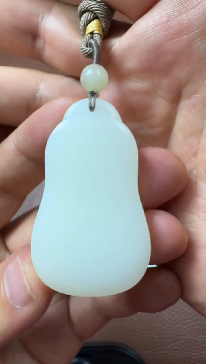 颈饰未镶嵌和田玉抚****仓1