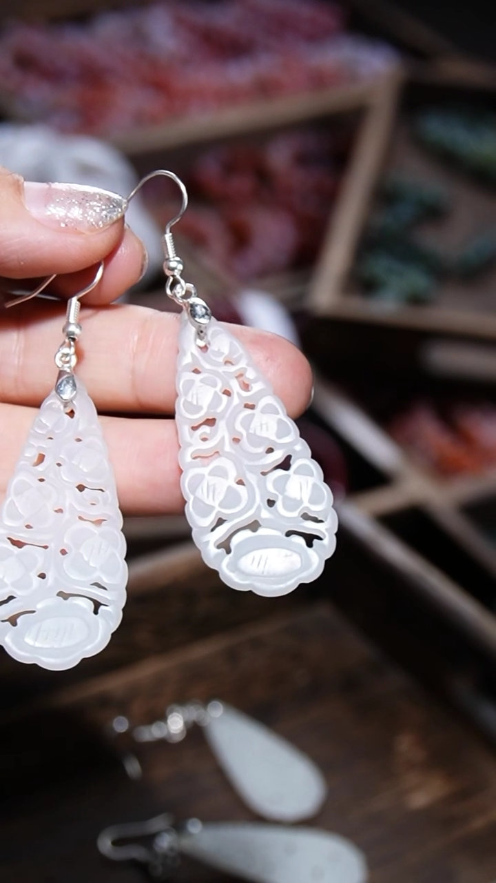 【闪购商品】和田玉耳坠未镶嵌0001