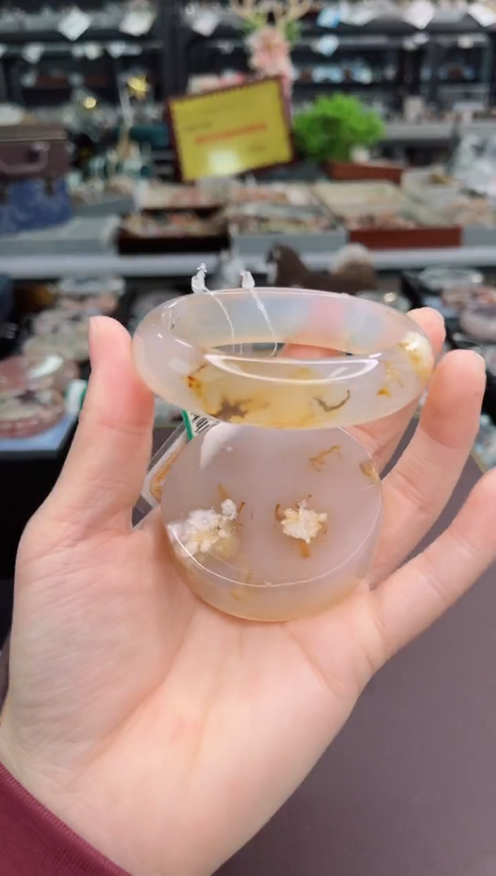 【闪购商品】石英质玉手镯未镶嵌63圈口（赠品镯心）6443459