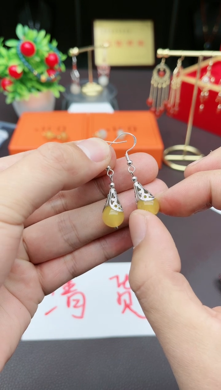 【闪购商品】玛瑙/玉髓耳钉银S925镶嵌723000