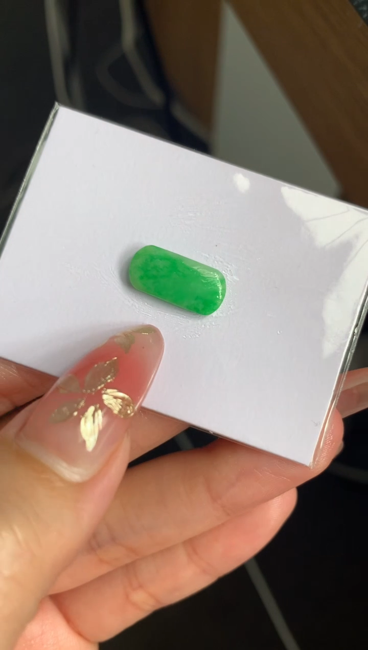 【闪购商品】定制翡翠未镶嵌毛货
