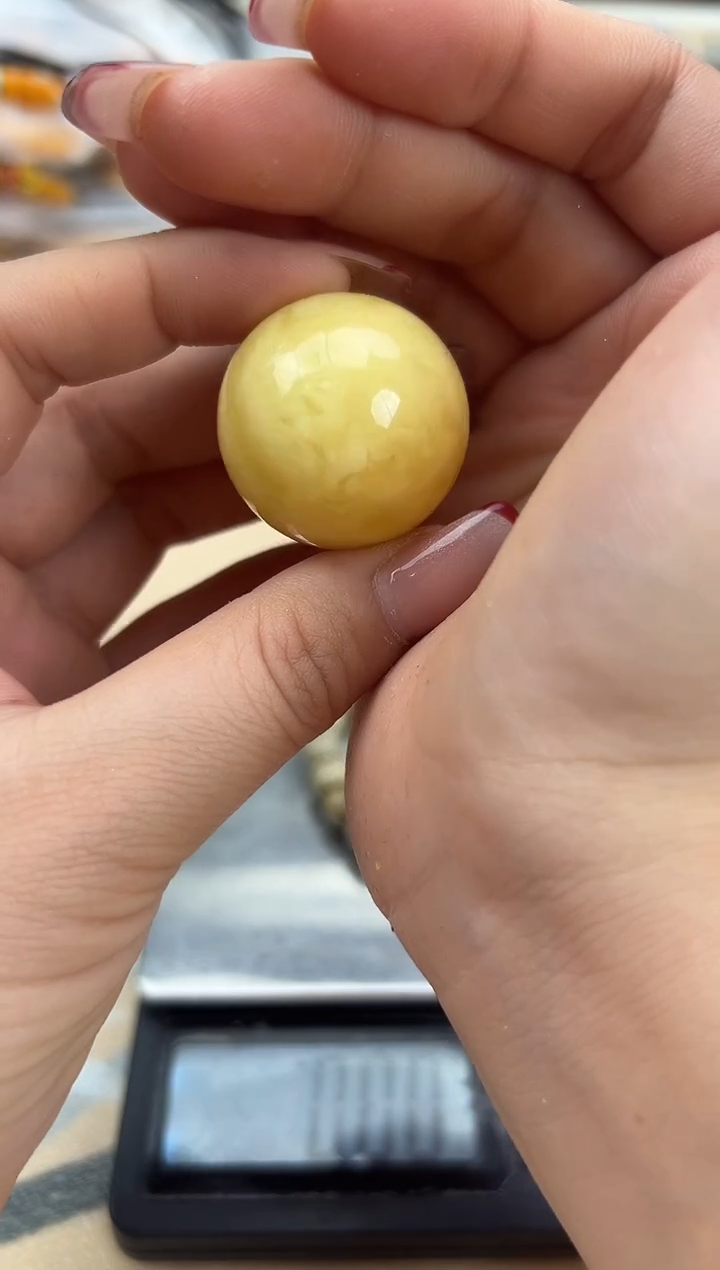 【闪购商品】琥珀裸石未镶嵌蜜蜡单珠