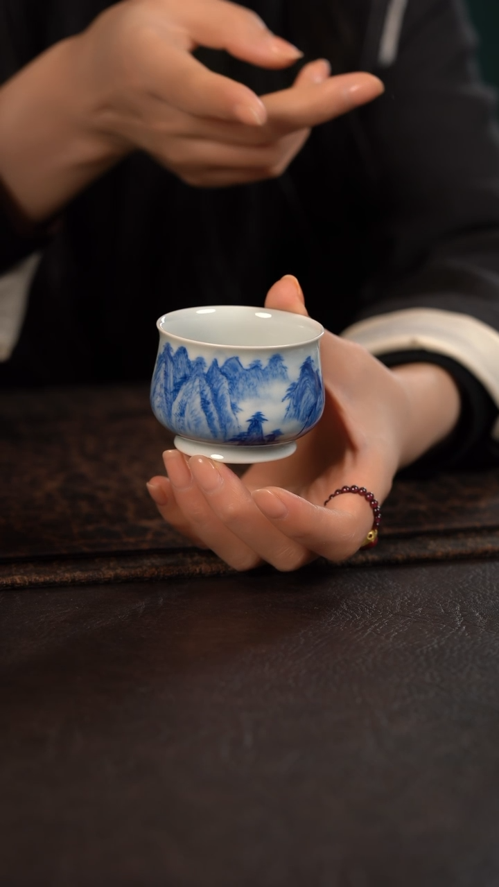 【闪购商品】杯聚澜堂国画山水憨憨杯