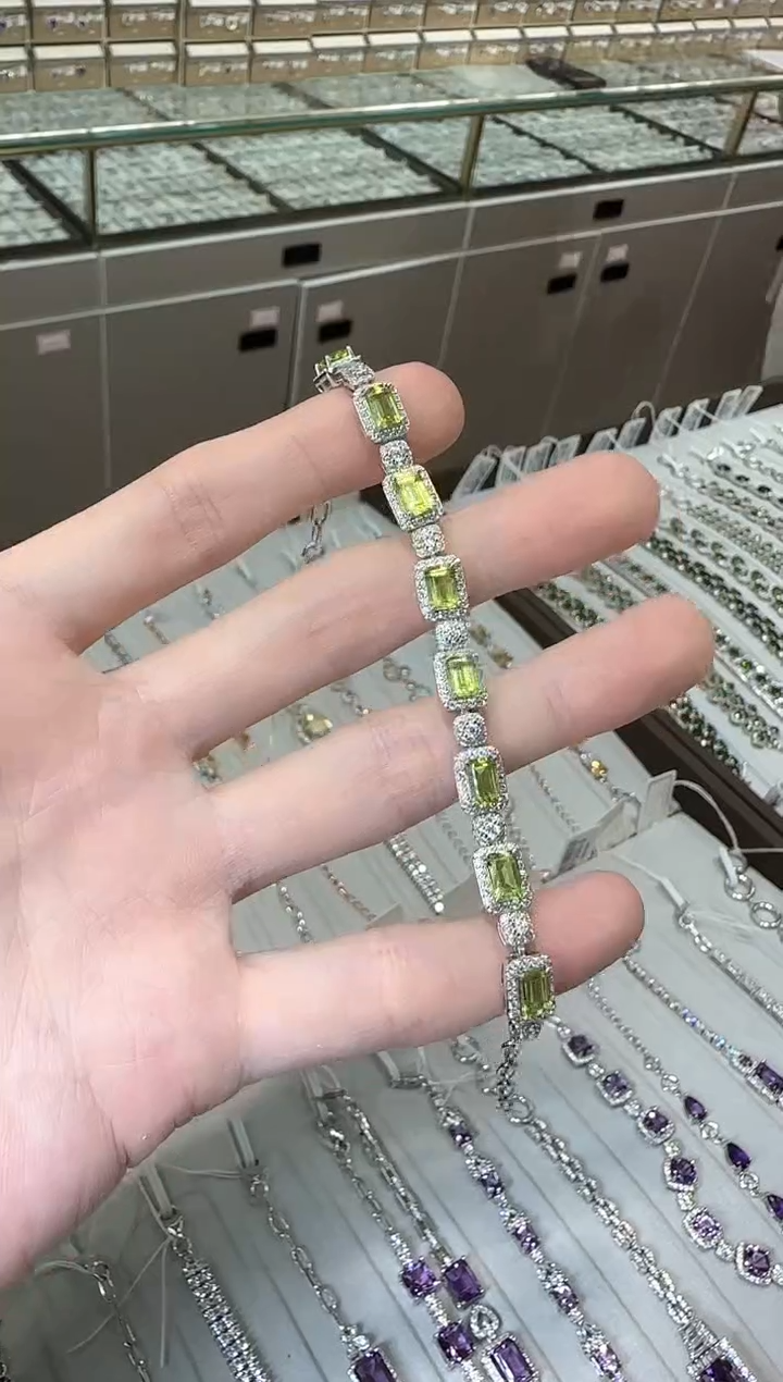 【闪购商品】手链银S925镶嵌橄榄石4*7mm