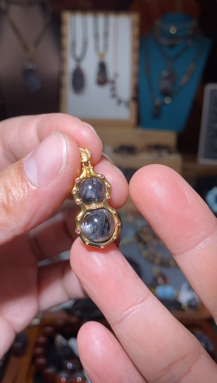 【闪购商品】水晶黑银钛18K金镶嵌葫芦吊坠