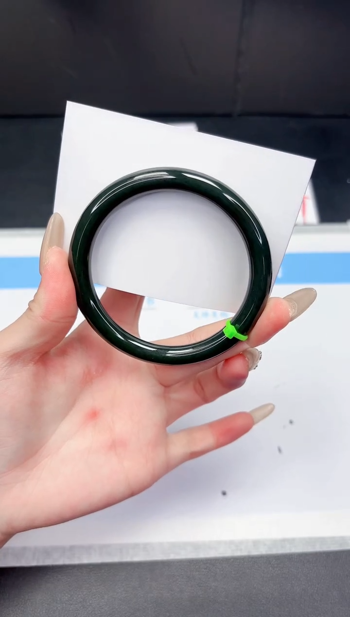 【闪购商品】和田玉手镯未镶嵌236-62.2