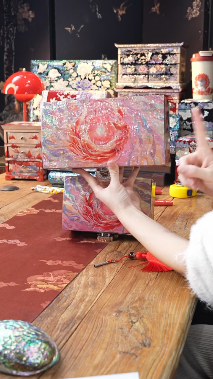 【闪购商品】瓷片瓷片螺钿工艺香椿木首饰盒