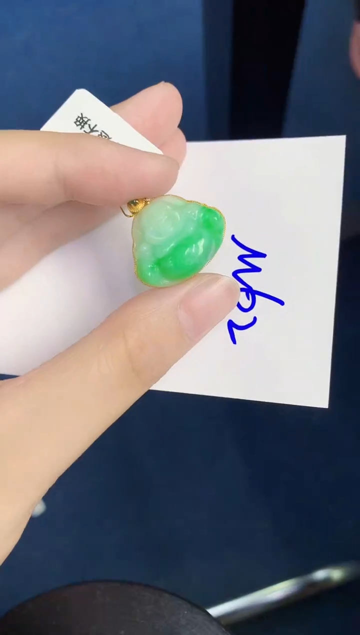 翡翠18K金镶嵌颈饰天然翡翠緬甸A貨