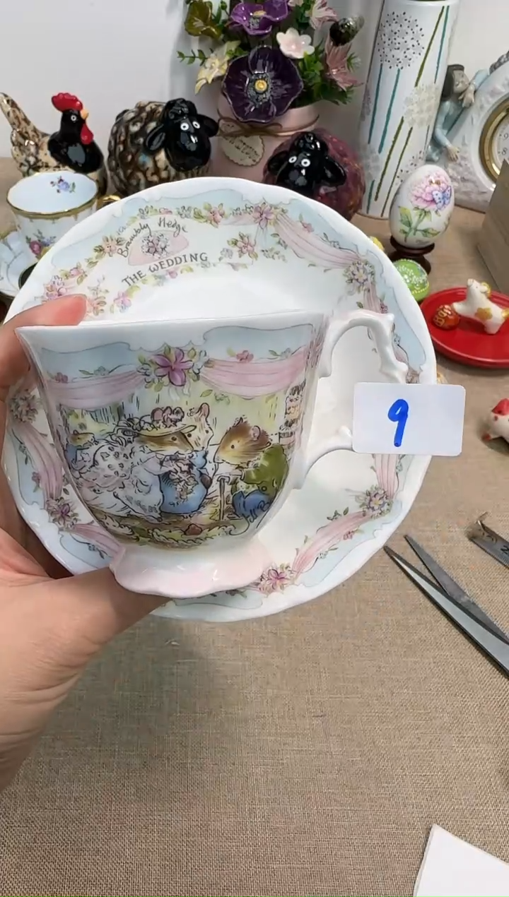 瓷片D****?泡泡家的瓷器真好看