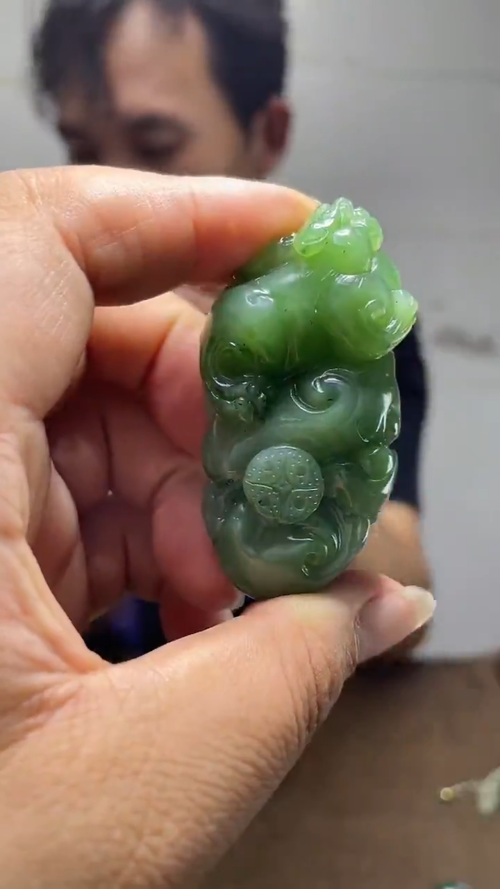 未镶嵌和田玉把件1