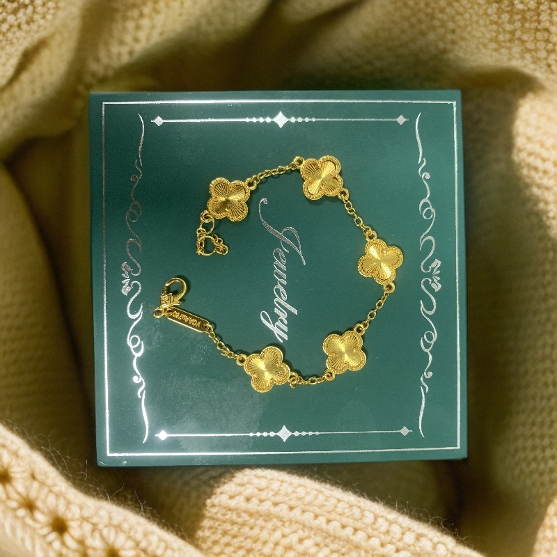 阿祖严选999--大五花四叶草手链AAA0005