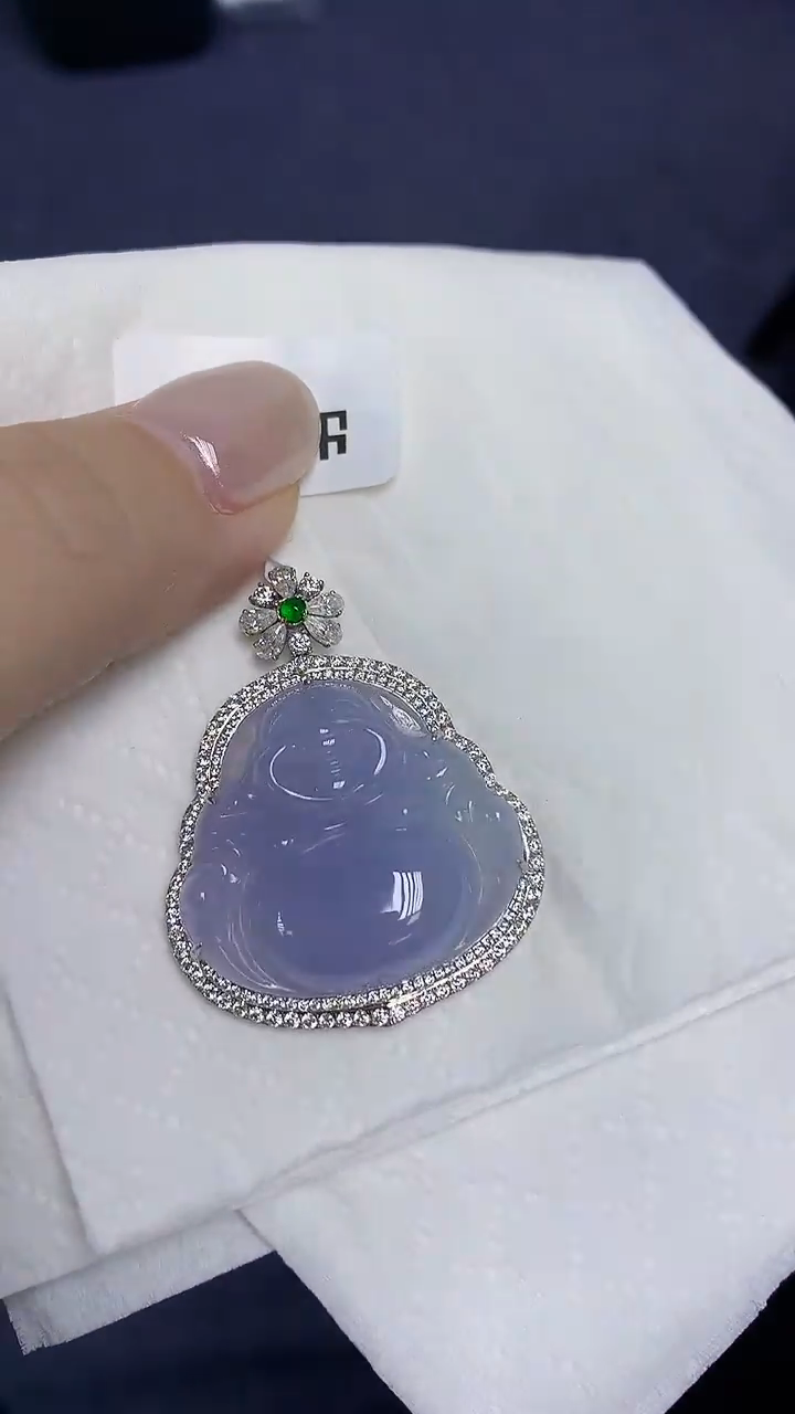 翡翠18K金镶嵌颈饰天然缅甸翡翠A货多样性发其一