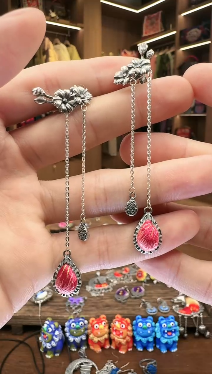 【闪购商品】织绣110黔东南苗族刺绣