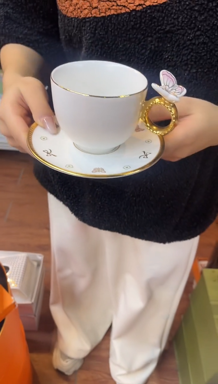 杯鸿辉家品牌瓷器，京东包邮！