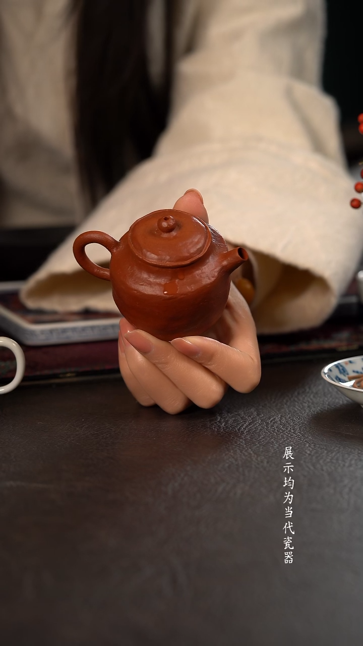 100c伟壶朱泥小泡壶 495