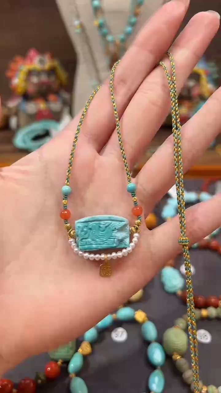 【闪购商品】绿松石颈饰18K金镶嵌绿松石项链