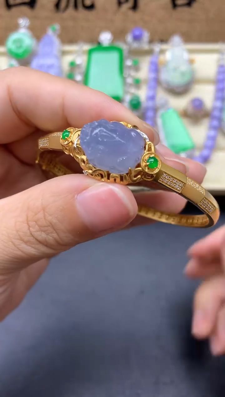 【闪购商品】翡翠手镯18K金镶嵌555-中国好珍宝