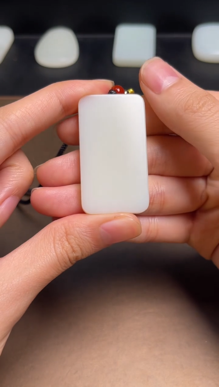 和田玉未镶嵌颈饰22