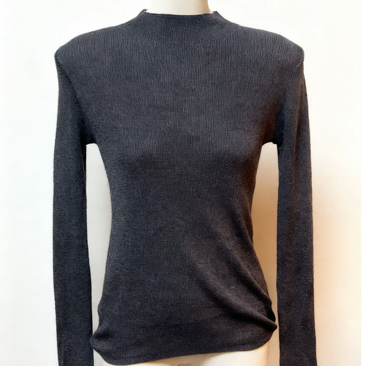 2025精纺美丽诺羊毛长袖一线成衣无缝款时尚针织衫打底内搭羊毛衫