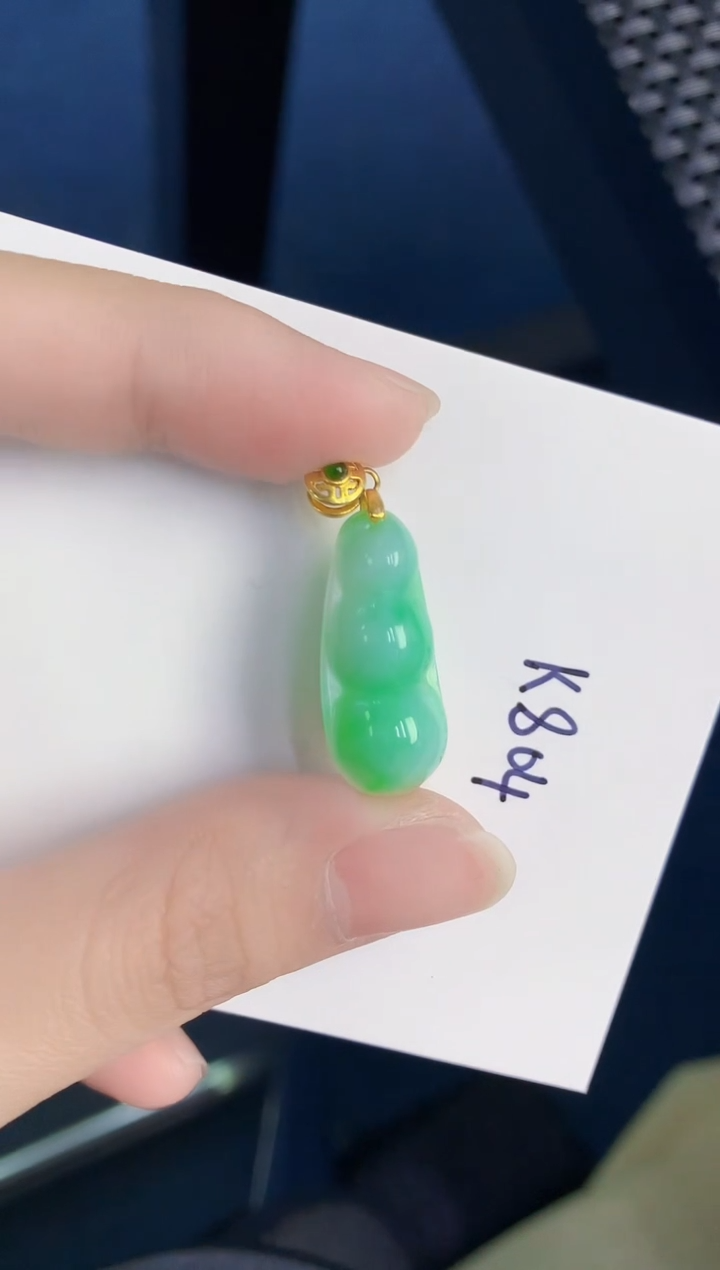 颈饰未镶嵌翡翠天然翡翠缅甸A货