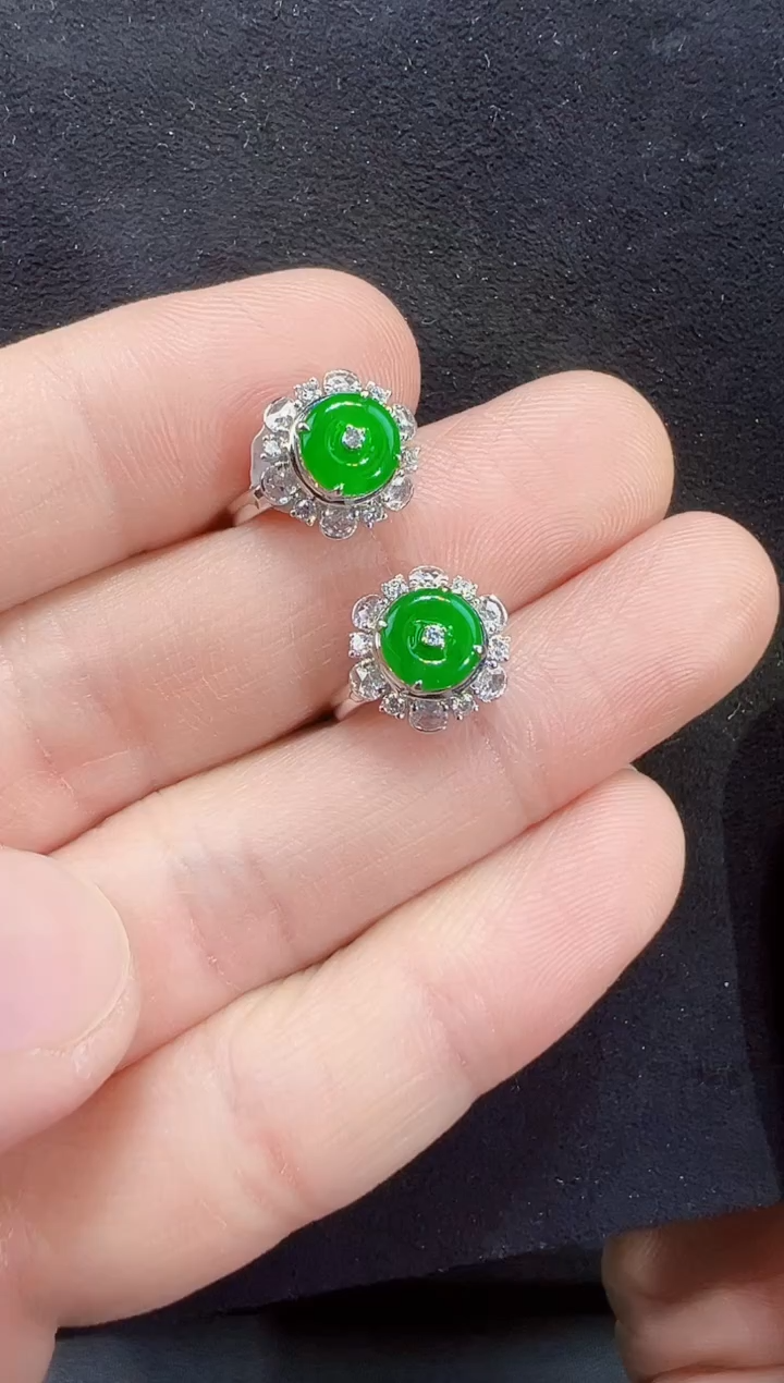 【闪购商品】翡翠耳饰18K金镶嵌阳绿平安扣耳包