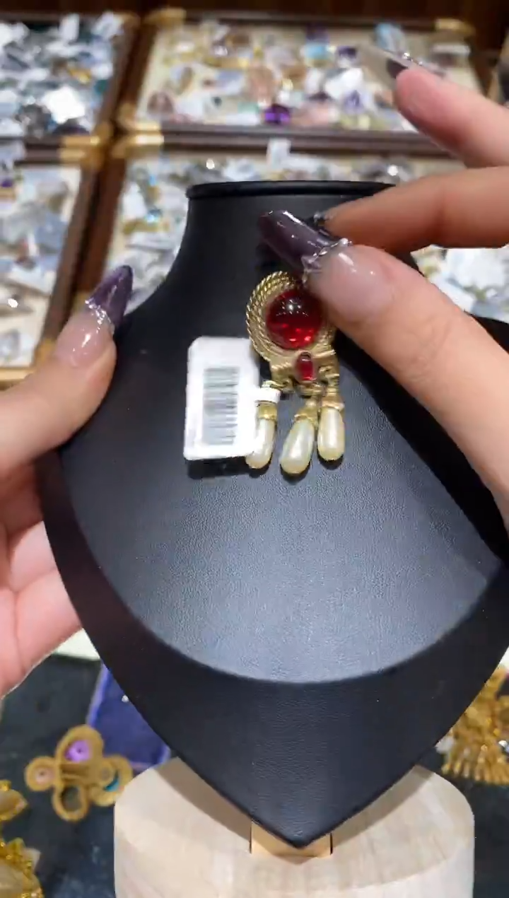 纯铜合金琉璃楚楚珠宝中古甄选不退换