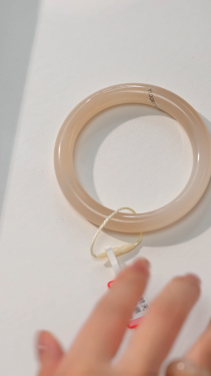 【闪购商品】和田玉手镯未镶嵌藕粉高货气质手镯圈口58.8